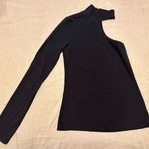 Lulu's Single Sleeve Black Turtleneck - Size M